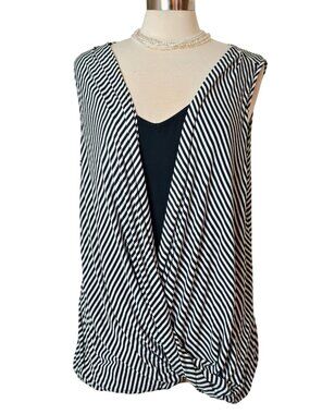 Cha Cha Vente Womens 1X Sleeveless Top Black White Drape Casual Boho Chic